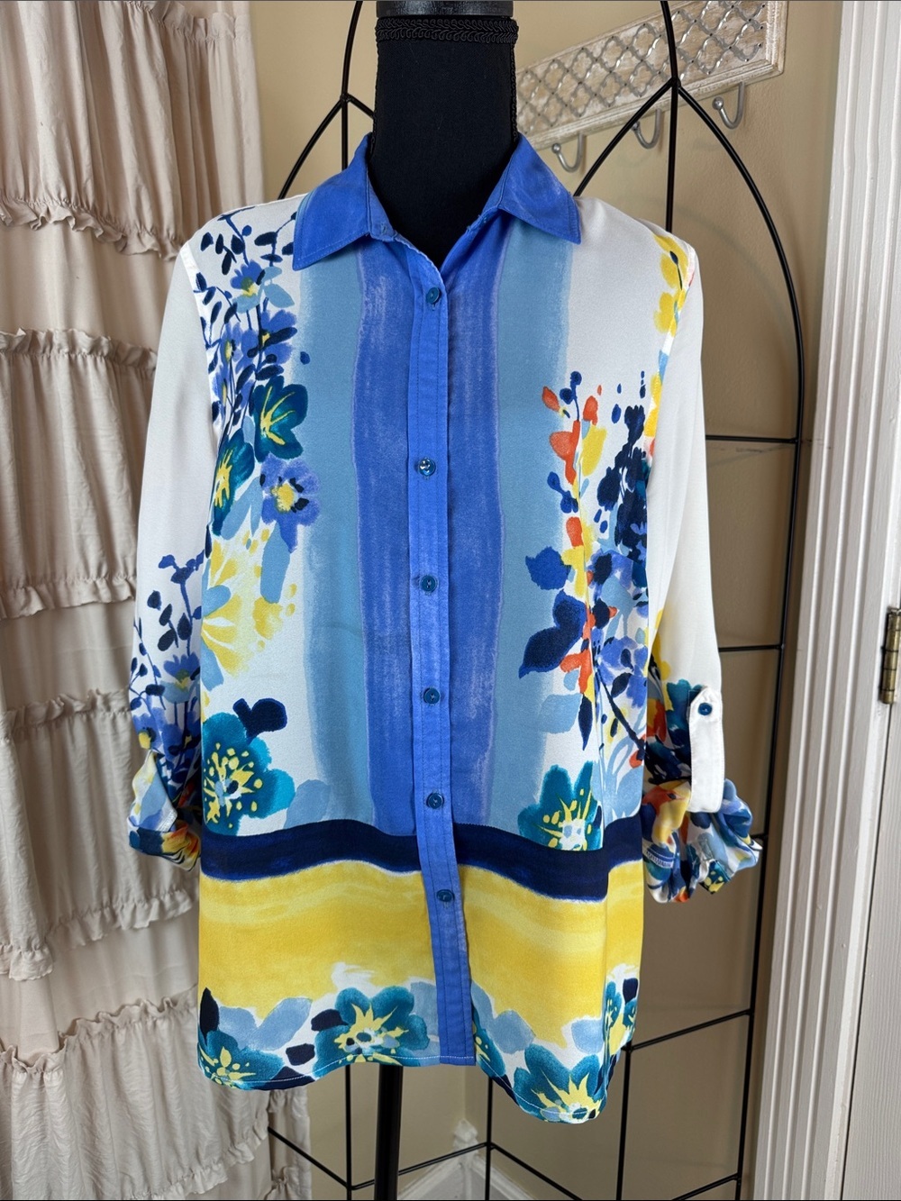 Rafaella Petite Watercolor Floral Lightweight Button Down Blouse Size LP